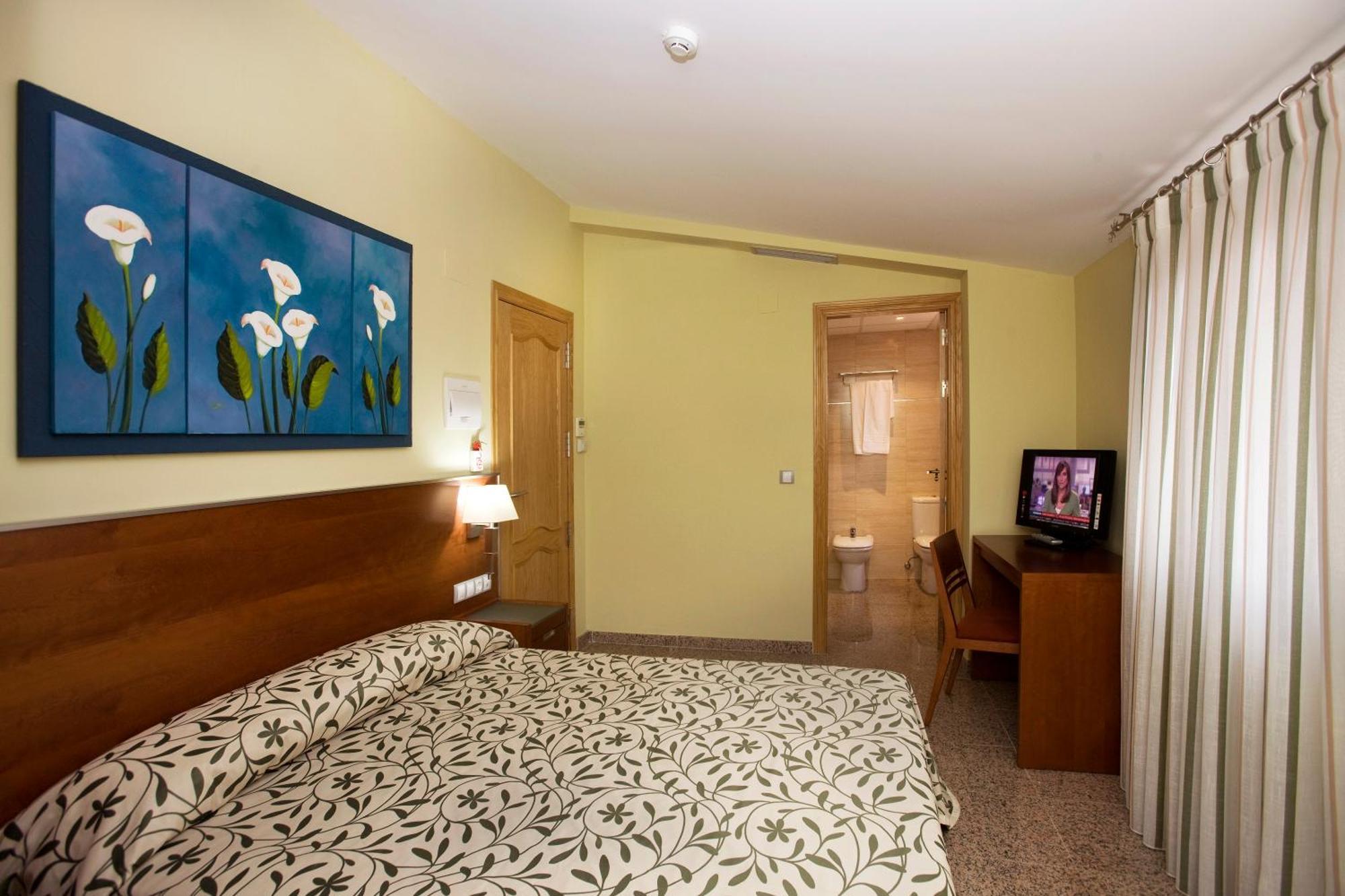 Hotel Marivella Calatayud Luaran gambar