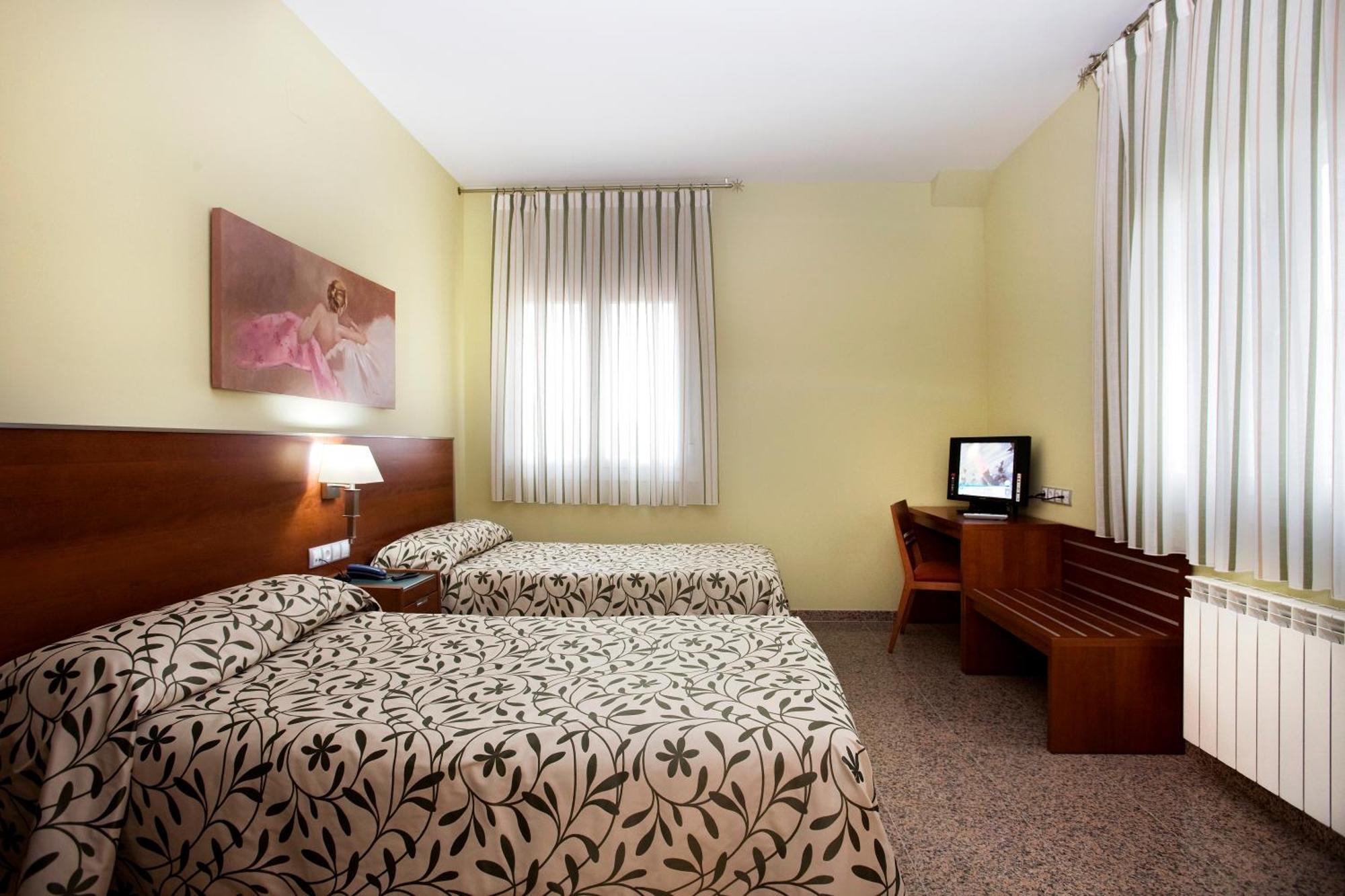 Hotel Marivella Calatayud Luaran gambar
