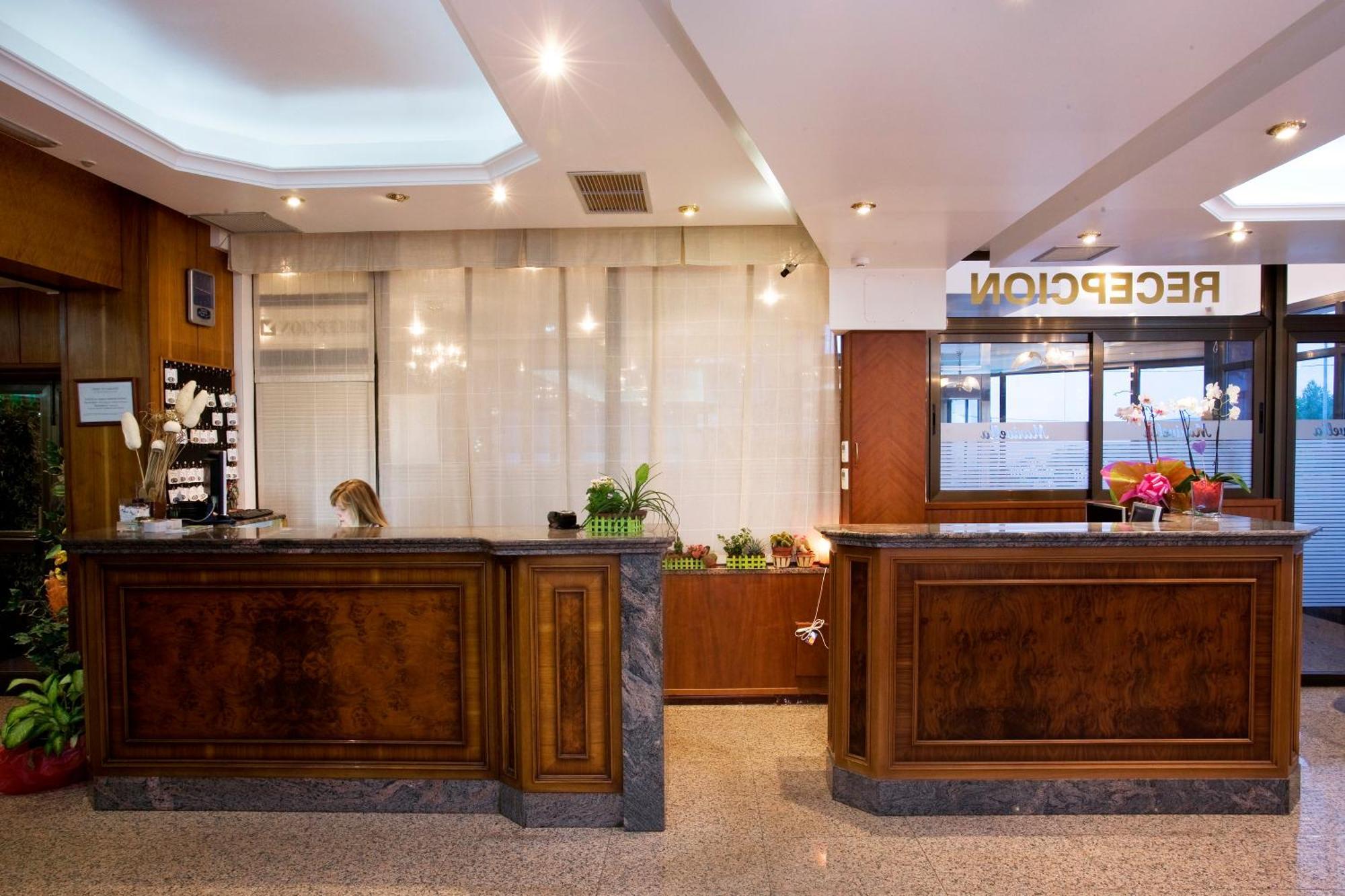 Hotel Marivella Calatayud Luaran gambar