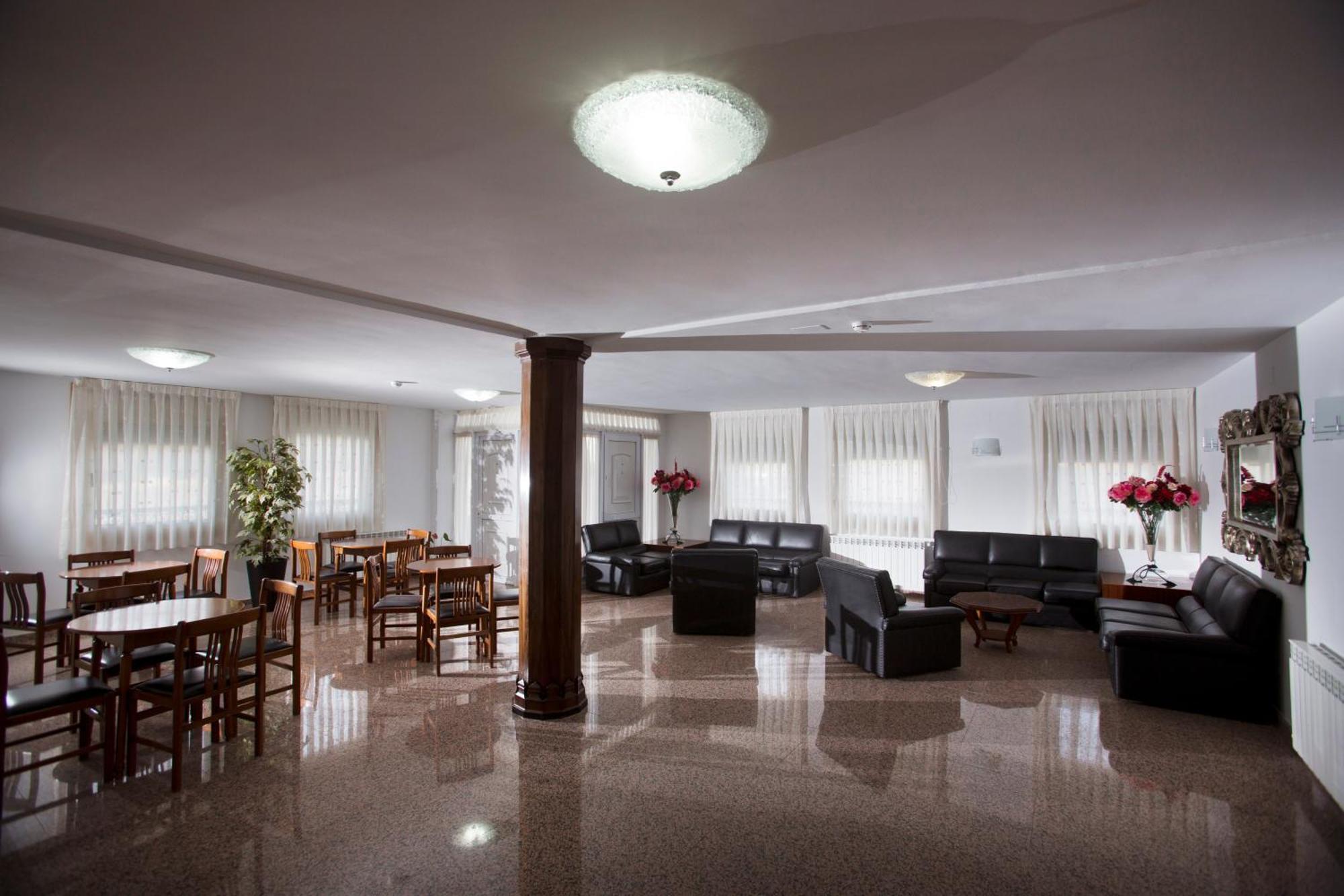 Hotel Marivella Calatayud Luaran gambar