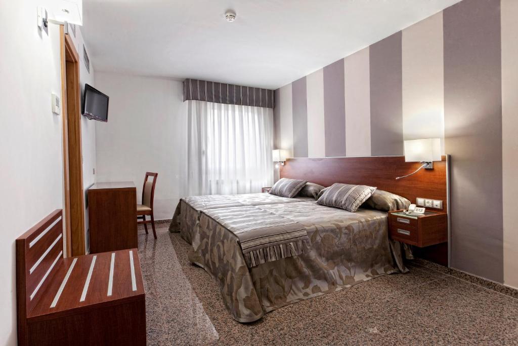 Hotel Marivella Calatayud Bilik gambar