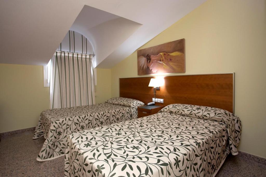 Hotel Marivella Calatayud Bilik gambar